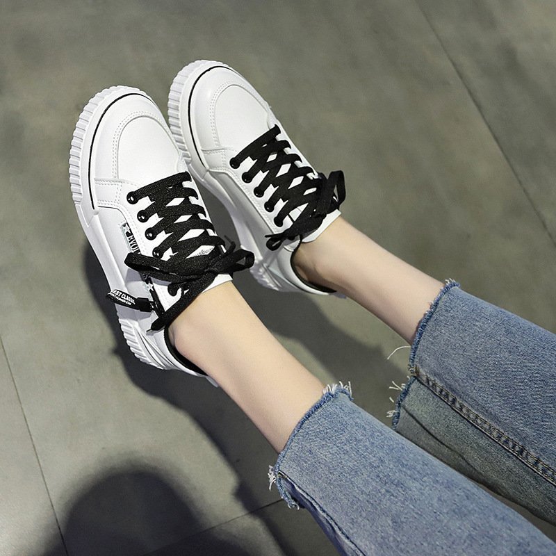 2021 spring new white shoes female students running board shoes lace-up flat-bottom breathable casual shoes women